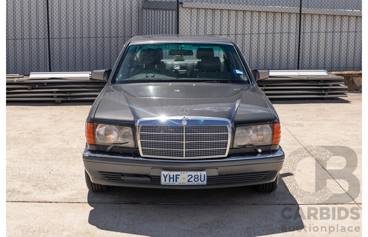 6/1989 Mercedes-Benz 560 SEL W126 4d Sedan Grey V8 5.5L