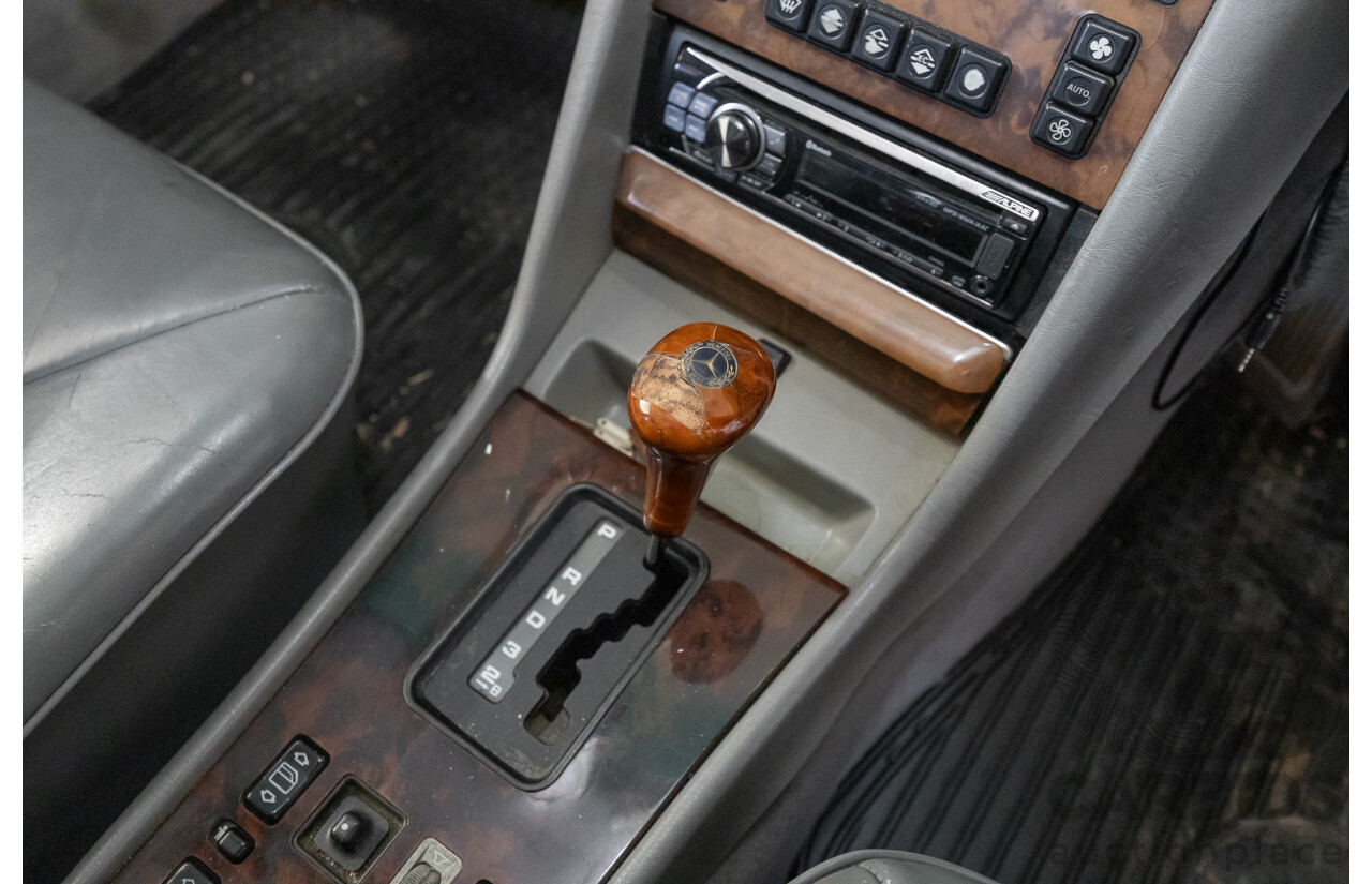 6/1989 Mercedes-Benz 560 SEL W126 4d Sedan Grey V8 5.5L