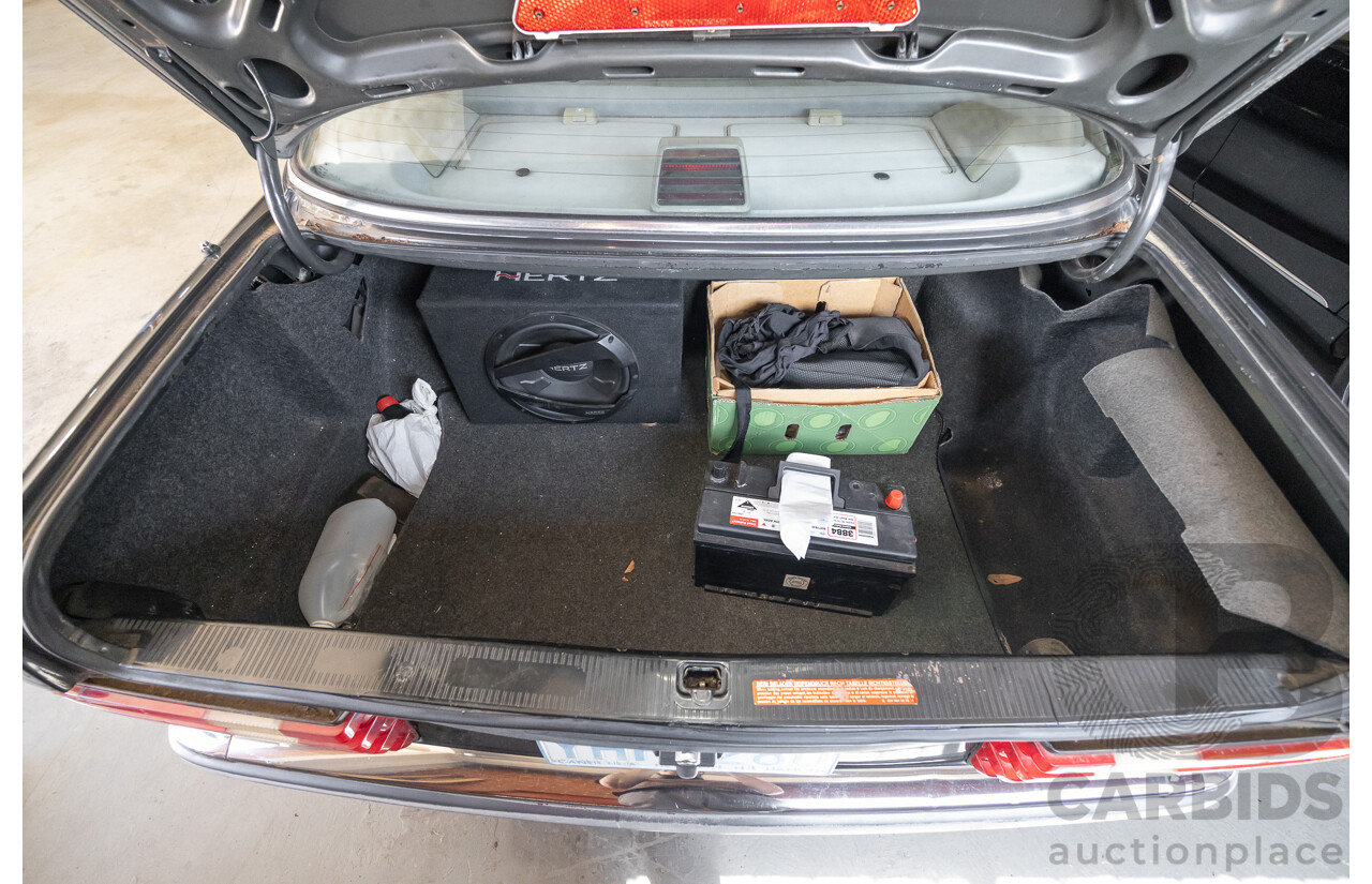 6/1989 Mercedes-Benz 560 SEL W126 4d Sedan Grey V8 5.5L