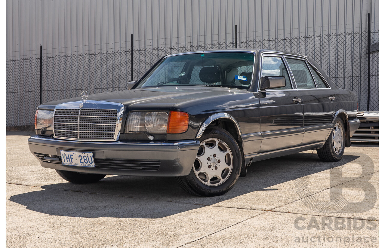 6/1989 Mercedes-Benz 560 SEL W126 4d Sedan Grey V8 5.5L