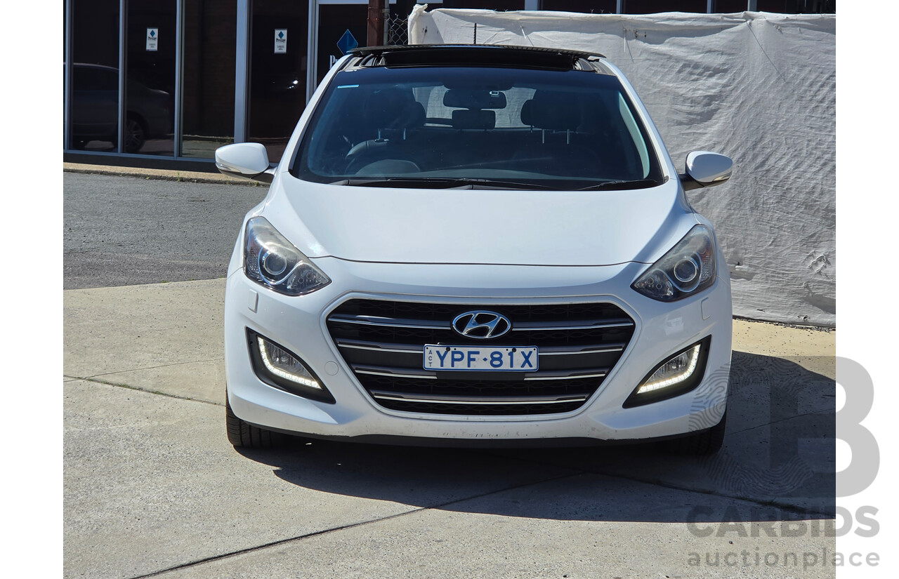 04/2016 Hyundai I30 SR Premium GD3 SERIES 2 5D Hatchback White 2.0L