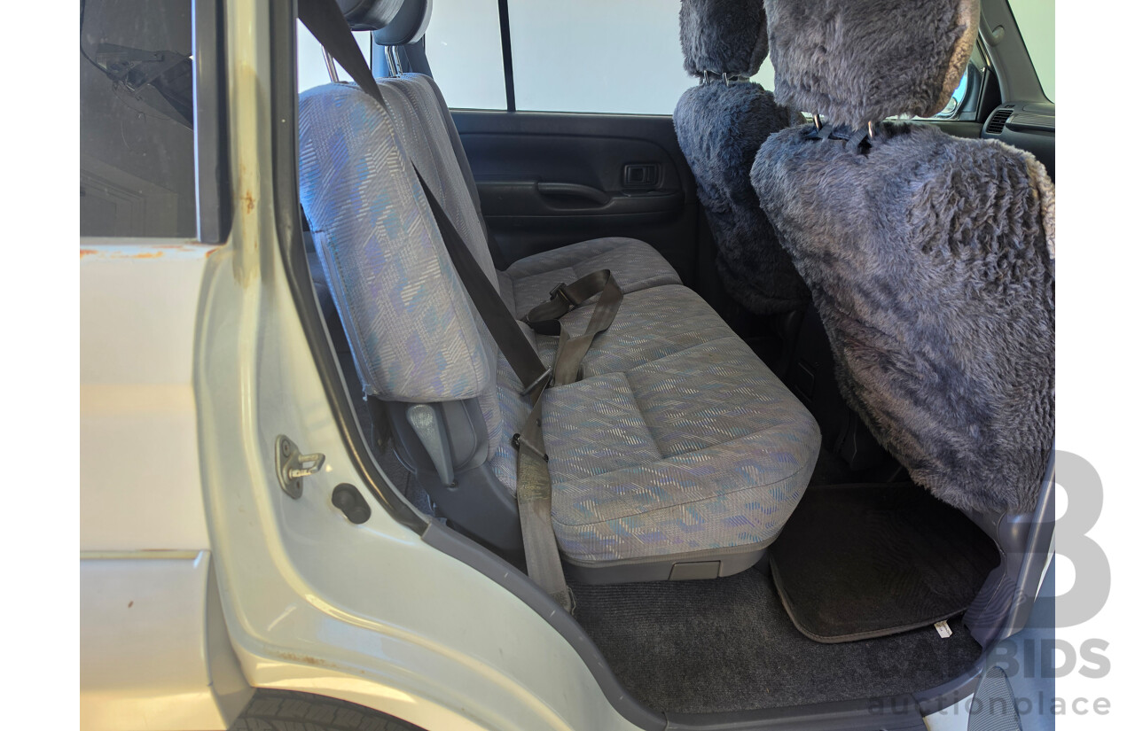 01/2002 Toyota Landcruiser Prado GXL (4x4) VZJ95R 4d Wagon Silver 3.4L - Dual Fuel