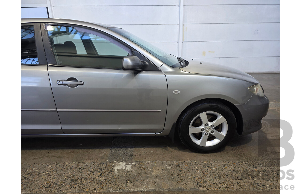 04/2006 Mazda 3 MAXX FWD BK 4d Sedan Grey 2.0L