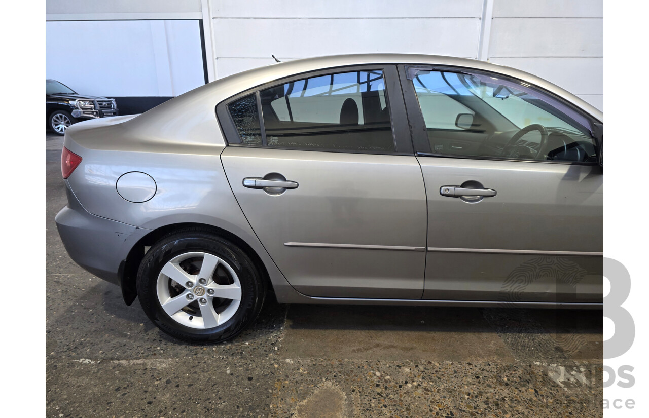 04/2006 Mazda 3 MAXX FWD BK 4d Sedan Grey 2.0L