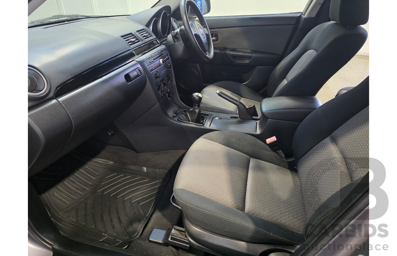 04/2006 Mazda 3 MAXX FWD BK 4d Sedan Grey 2.0L