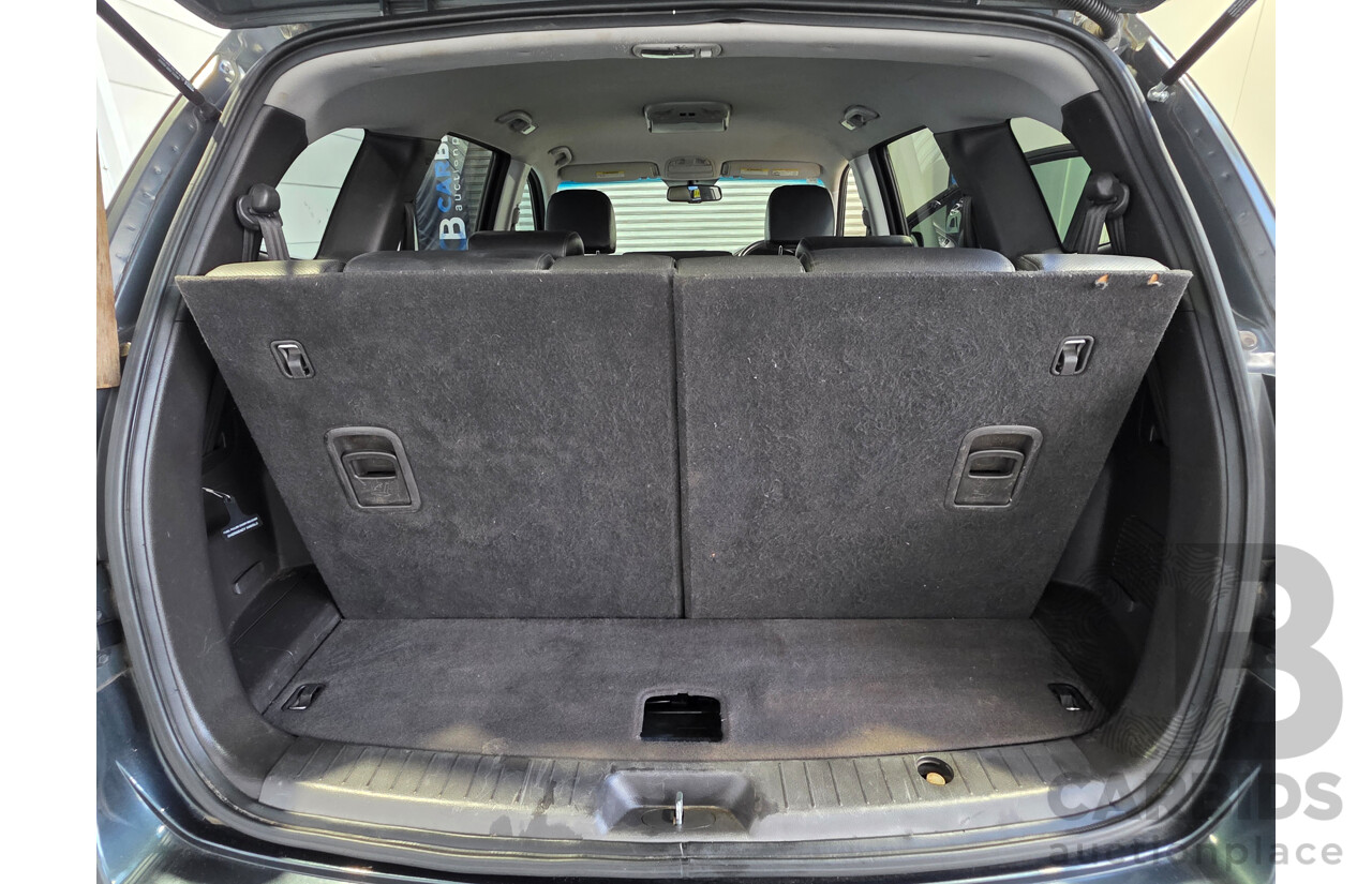 04/2012 Hyundai Santa Fe TRAIL CRDi (4x4) CM MY12 4d Wagon Grey 2.2L