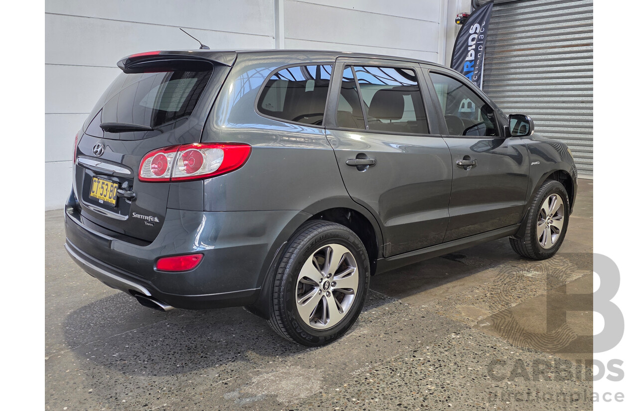 04/2012 Hyundai Santa Fe TRAIL CRDi (4x4) CM MY12 4d Wagon Grey 2.2L
