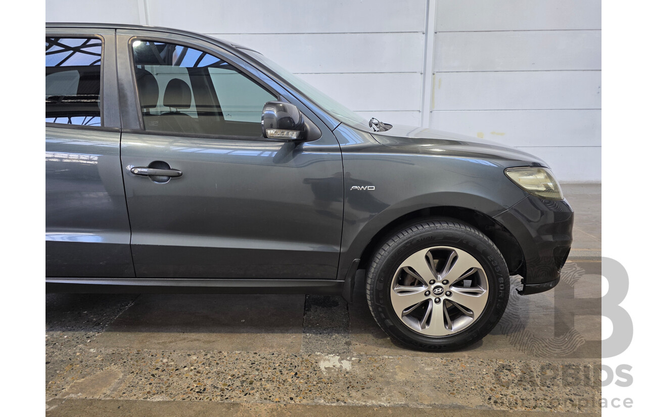04/2012 Hyundai Santa Fe TRAIL CRDi (4x4) CM MY12 4d Wagon Grey 2.2L
