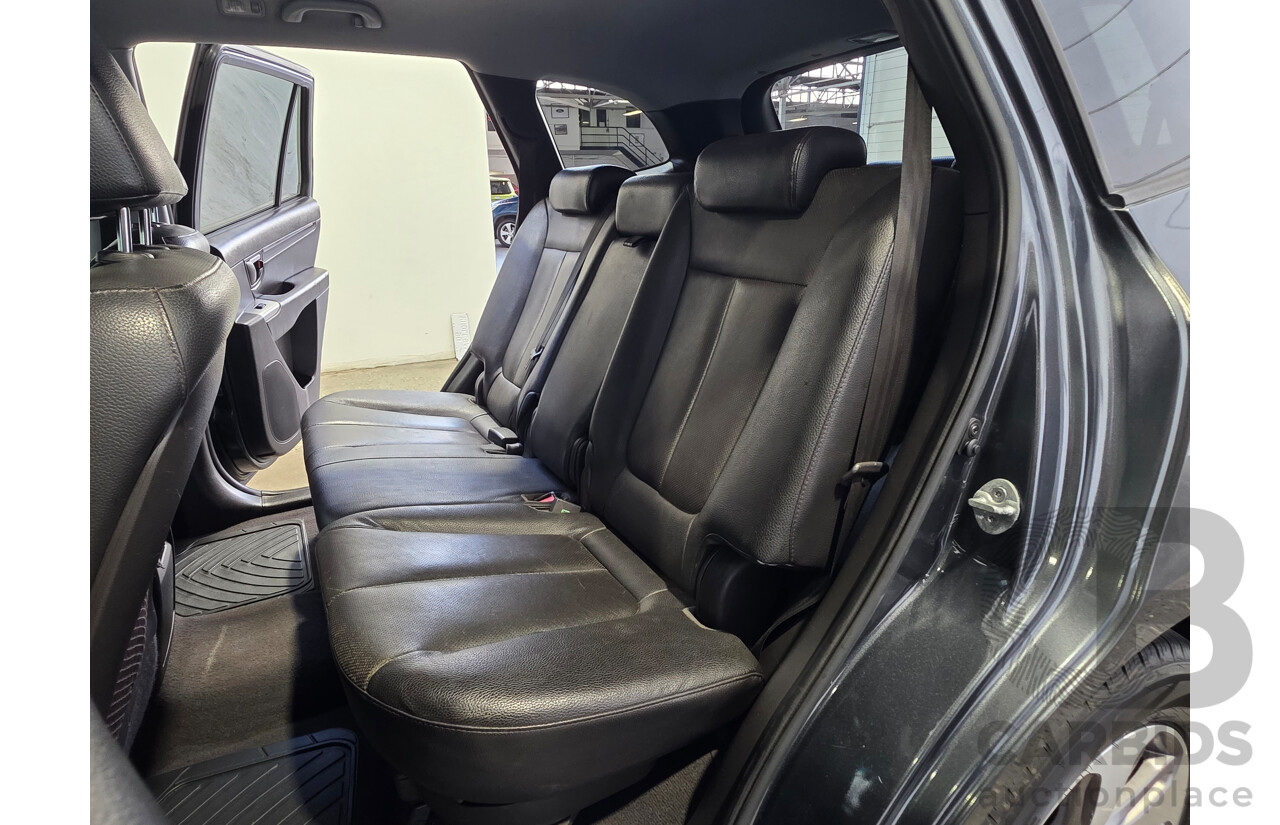 04/2012 Hyundai Santa Fe TRAIL CRDi (4x4) CM MY12 4d Wagon Grey 2.2L