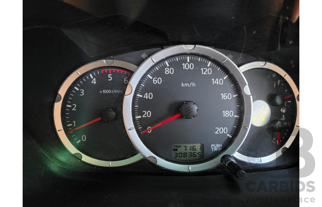 08/2011 Mitsubishi Triton GLX-R (4x4) MN MY11 Double Cab Utility White 2.5L