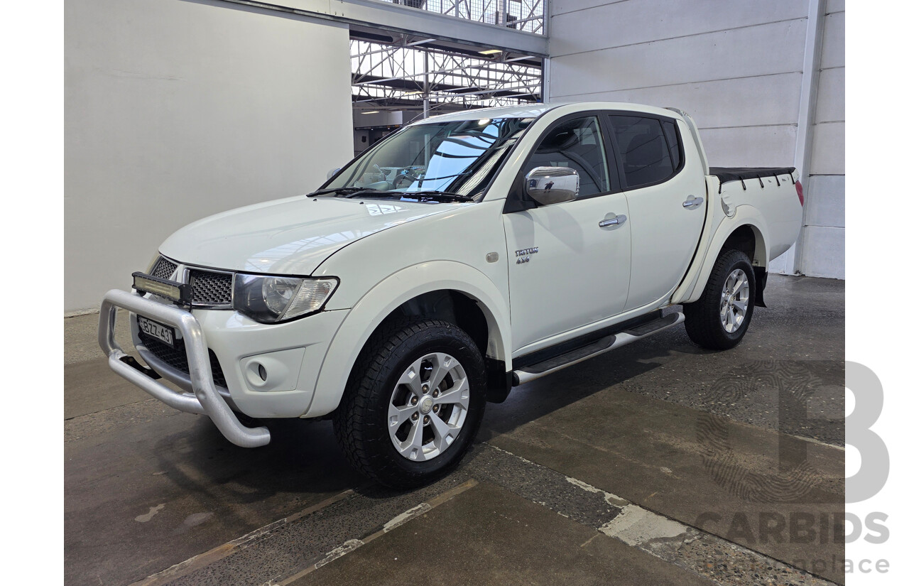 08/2011 Mitsubishi Triton GLX-R (4x4) MN MY11 Double Cab Utility White 2.5L
