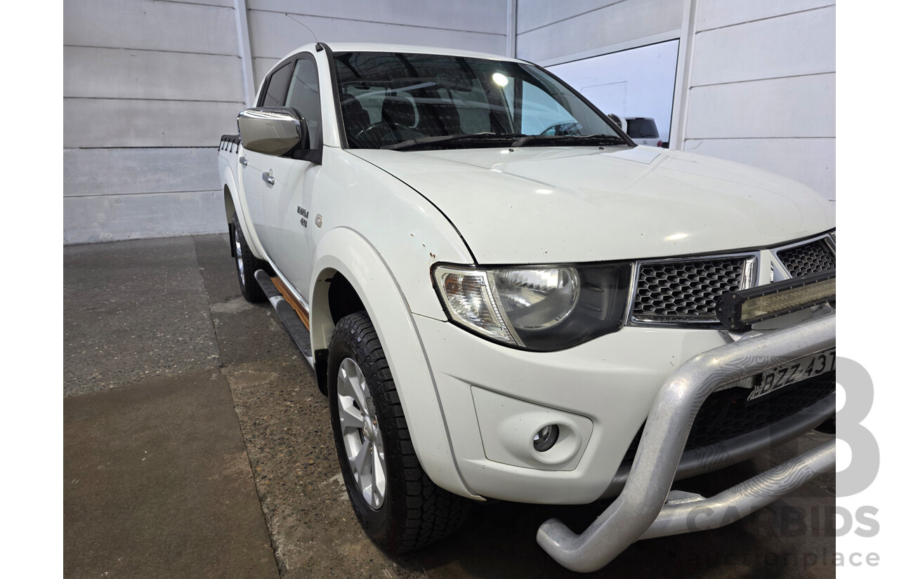 08/2011 Mitsubishi Triton GLX-R (4x4) MN MY11 Double Cab Utility White 2.5L