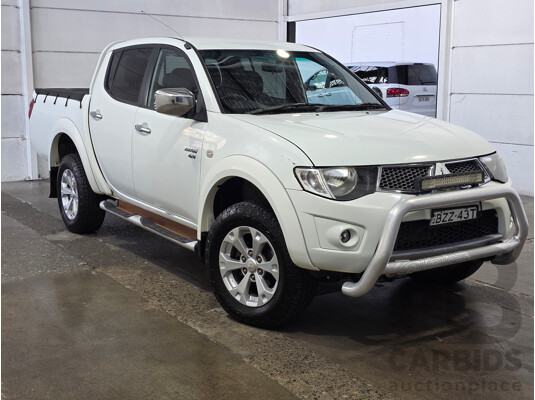08/2011 Mitsubishi Triton GLX-R (4x4) MN MY11 Double Cab Utility White 2.5L