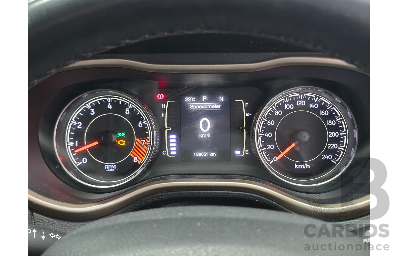 09/2014 Jeep Cherokee Longitude (4x4) KL 4d Wagon Anvil Grey V6 3.2L