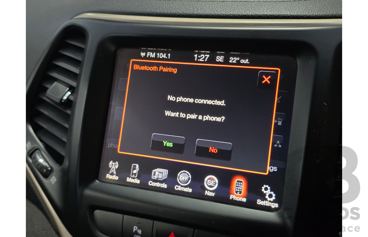 09/2014 Jeep Cherokee Longitude (4x4) KL 4d Wagon Anvil Grey V6 3.2L