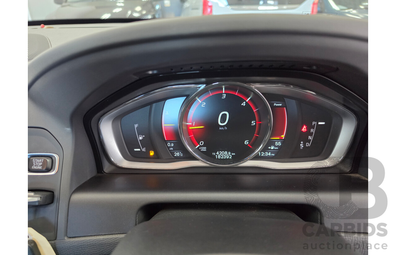 01/2015 Volvo XC60 D4 Luxury DZ MY15 4d Wagon Solid White Ice Turbo Diesel 2.0L