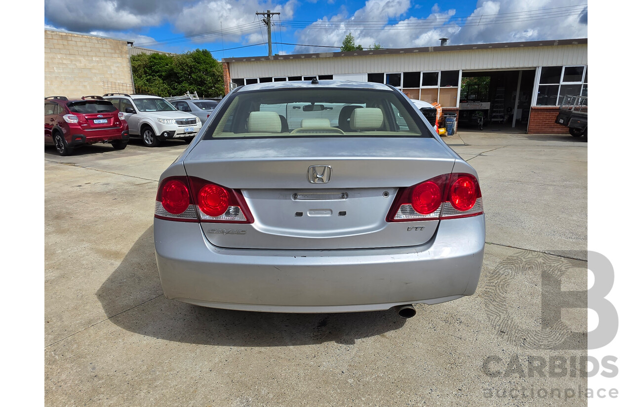 12/2007 Honda Civic Hybrid 40 4d Sedan Silver 1.3L