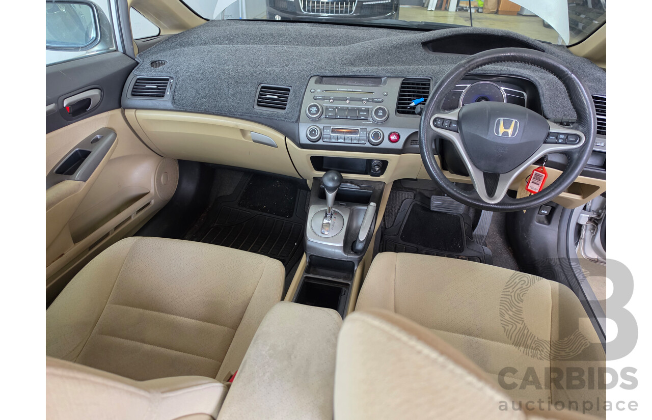 12/2007 Honda Civic Hybrid 40 4d Sedan Silver 1.3L