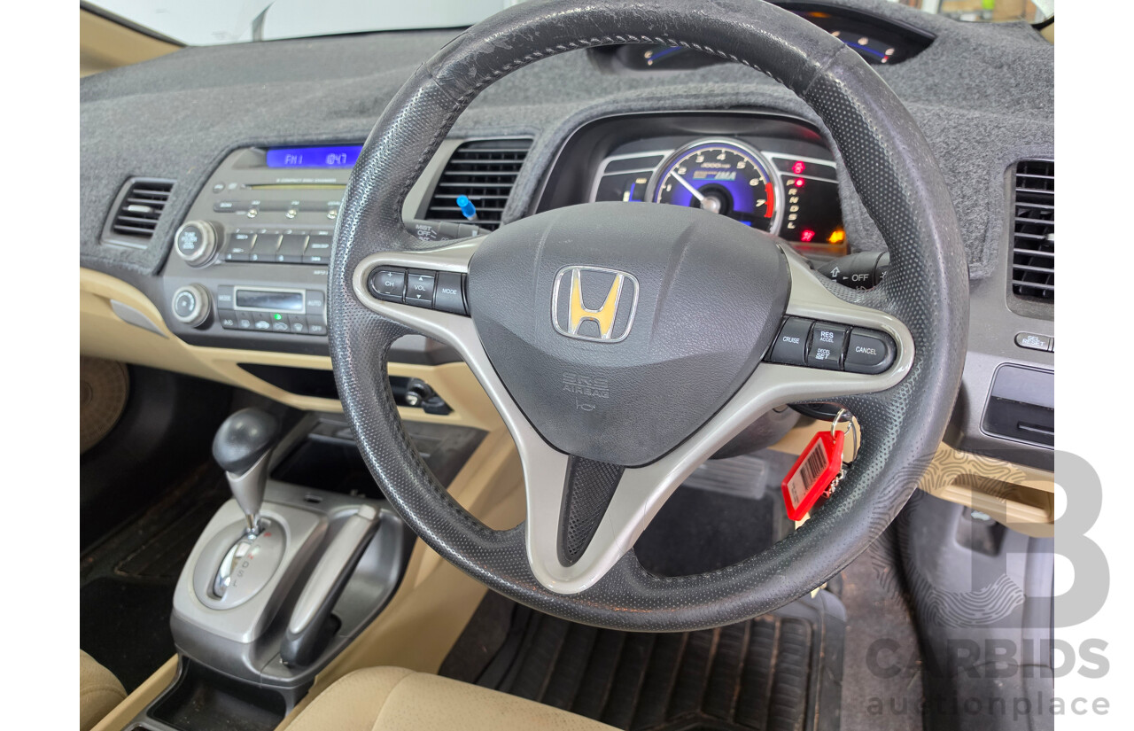 12/2007 Honda Civic Hybrid 40 4d Sedan Silver 1.3L