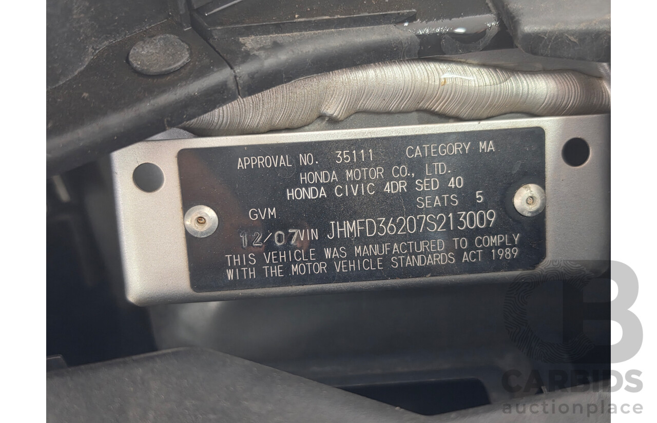 12/2007 Honda Civic Hybrid 40 4d Sedan Silver 1.3L