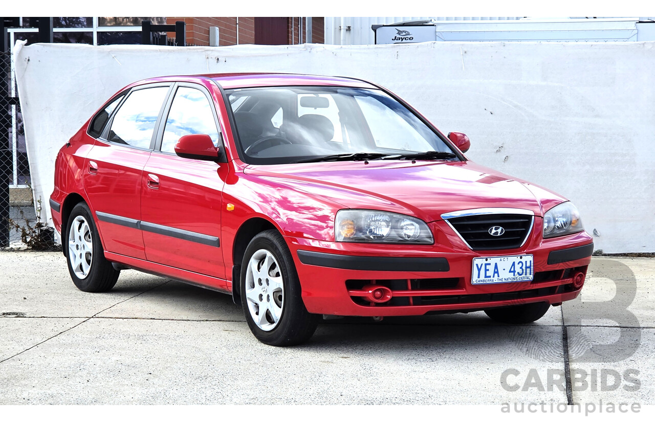 07/2005 Hyundai Elantra FX 2.0 HVT XD MY05 5d Hatchback Red 2.0L