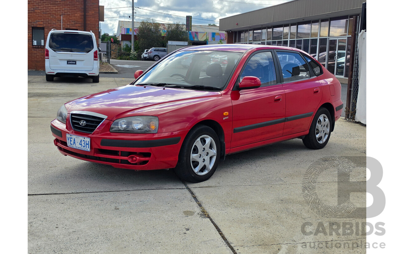 07/2005 Hyundai Elantra FX 2.0 HVT XD MY05 5d Hatchback Red 2.0L