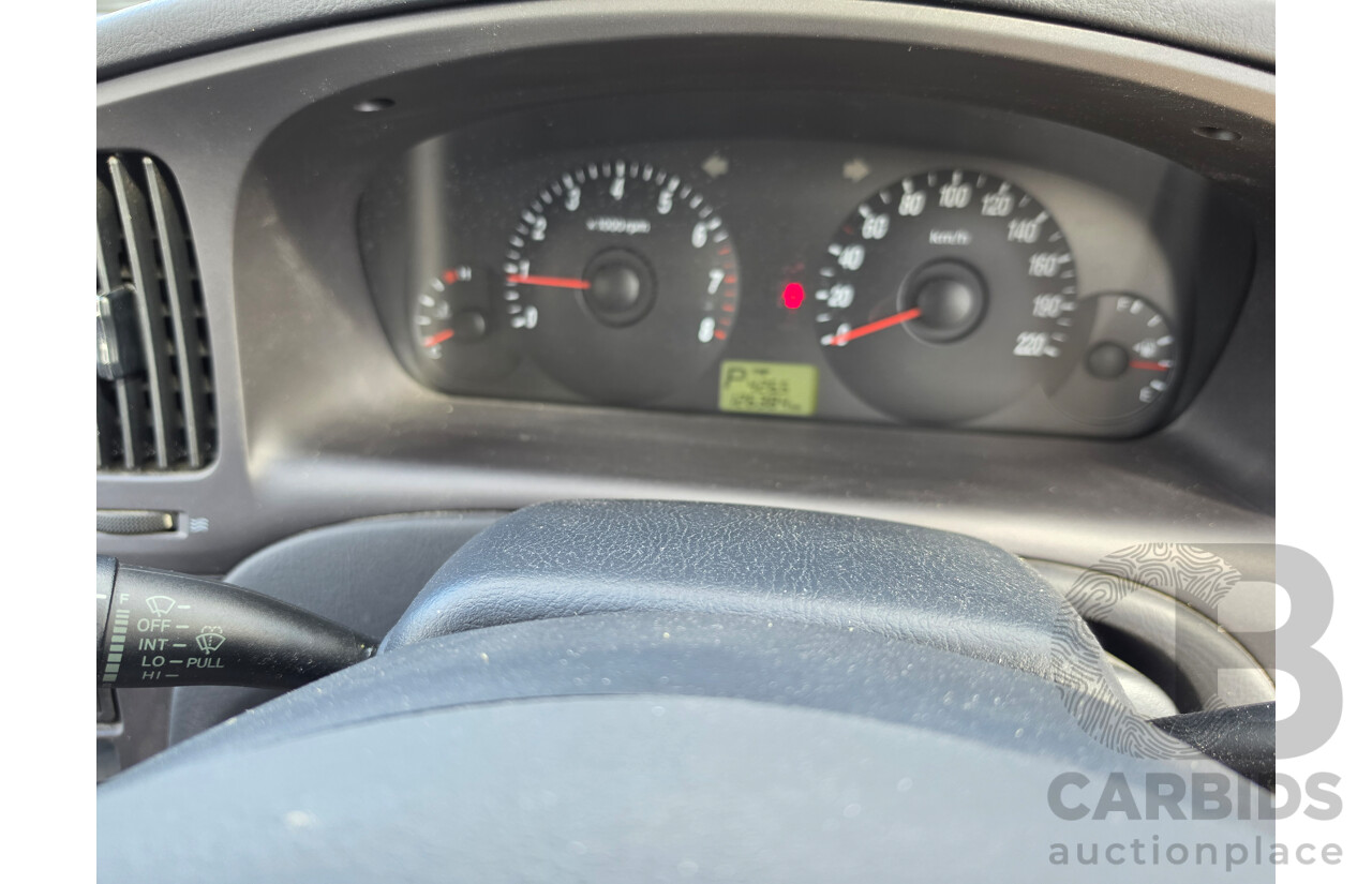 07/2005 Hyundai Elantra FX 2.0 HVT XD MY05 5d Hatchback Red 2.0L
