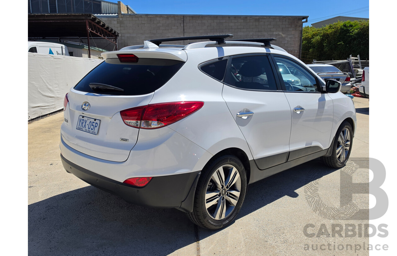 05/2014 Hyundai Ix35 Highlander (AWD) LM SERIES II 4d Wagon Pure White Turbo Diesel 2.0L
