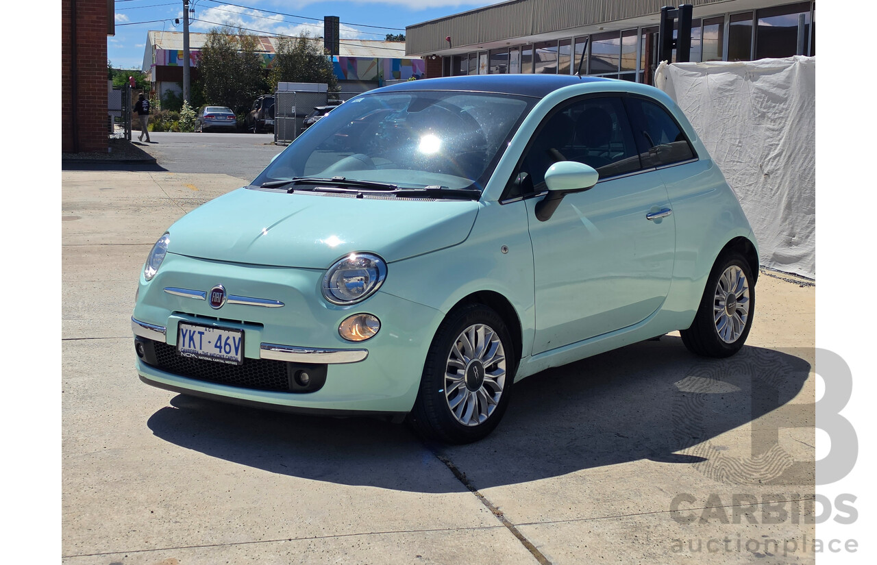 06/2015 Fiat 500 Lounge MY14 3d Hatchback Green 0.9L