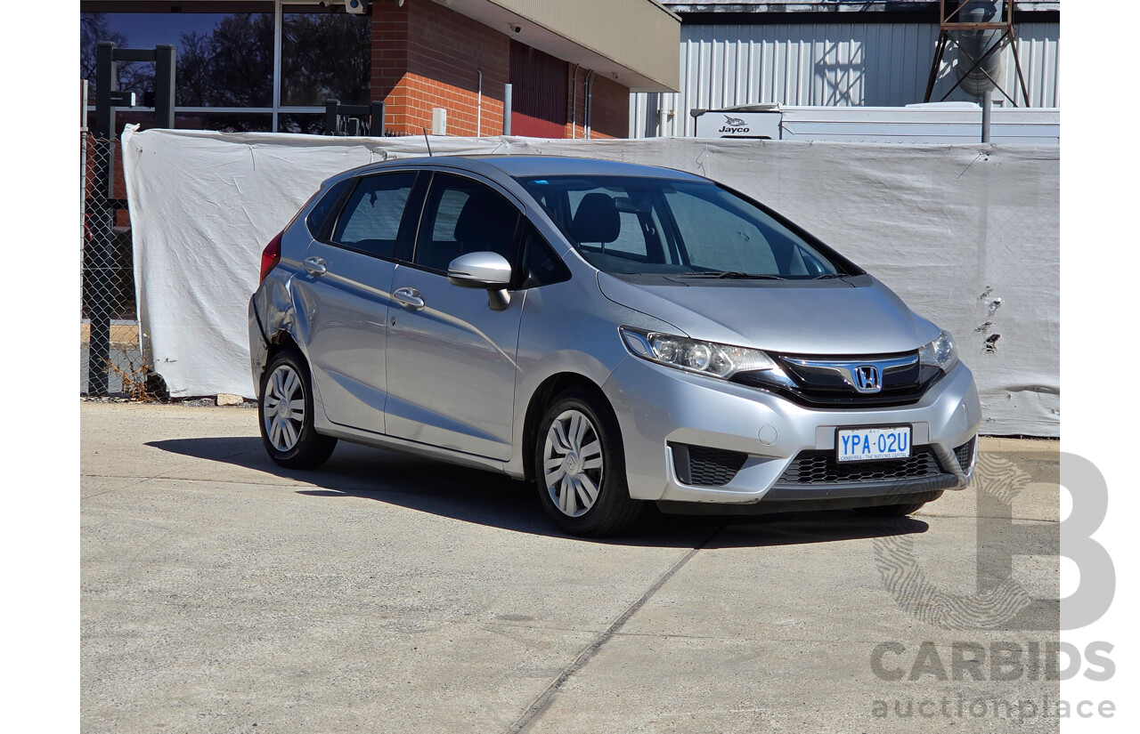 08/2016 Honda Jazz VTi GK MY16 5d Hatchback Silver 1.5L - Damaged WOVR N/A