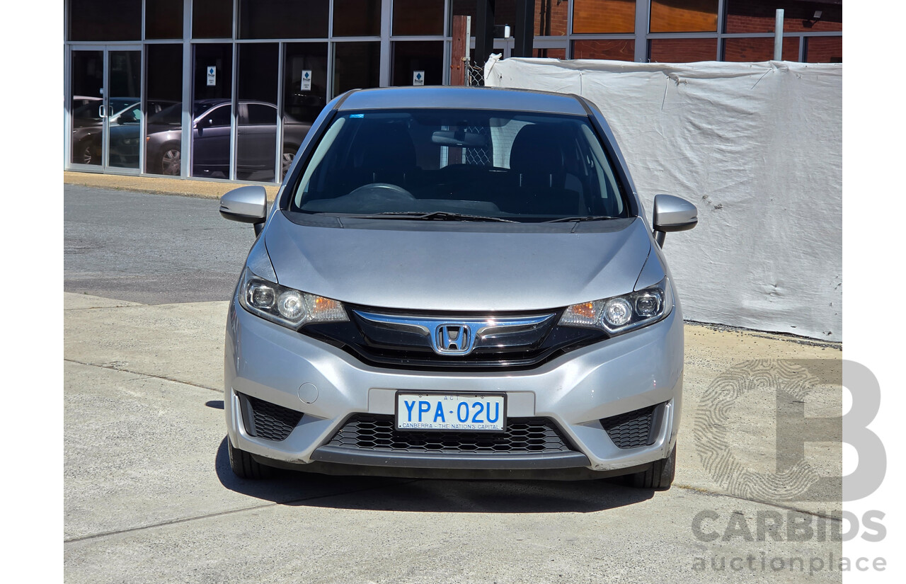 08/2016 Honda Jazz VTi GK MY16 5d Hatchback Silver 1.5L - Damaged WOVR N/A
