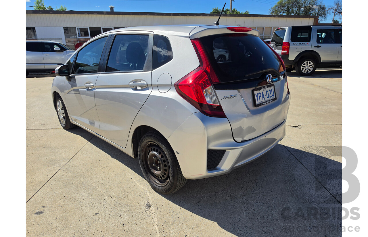 08/2016 Honda Jazz VTi GK MY16 5d Hatchback Silver 1.5L - Damaged WOVR N/A
