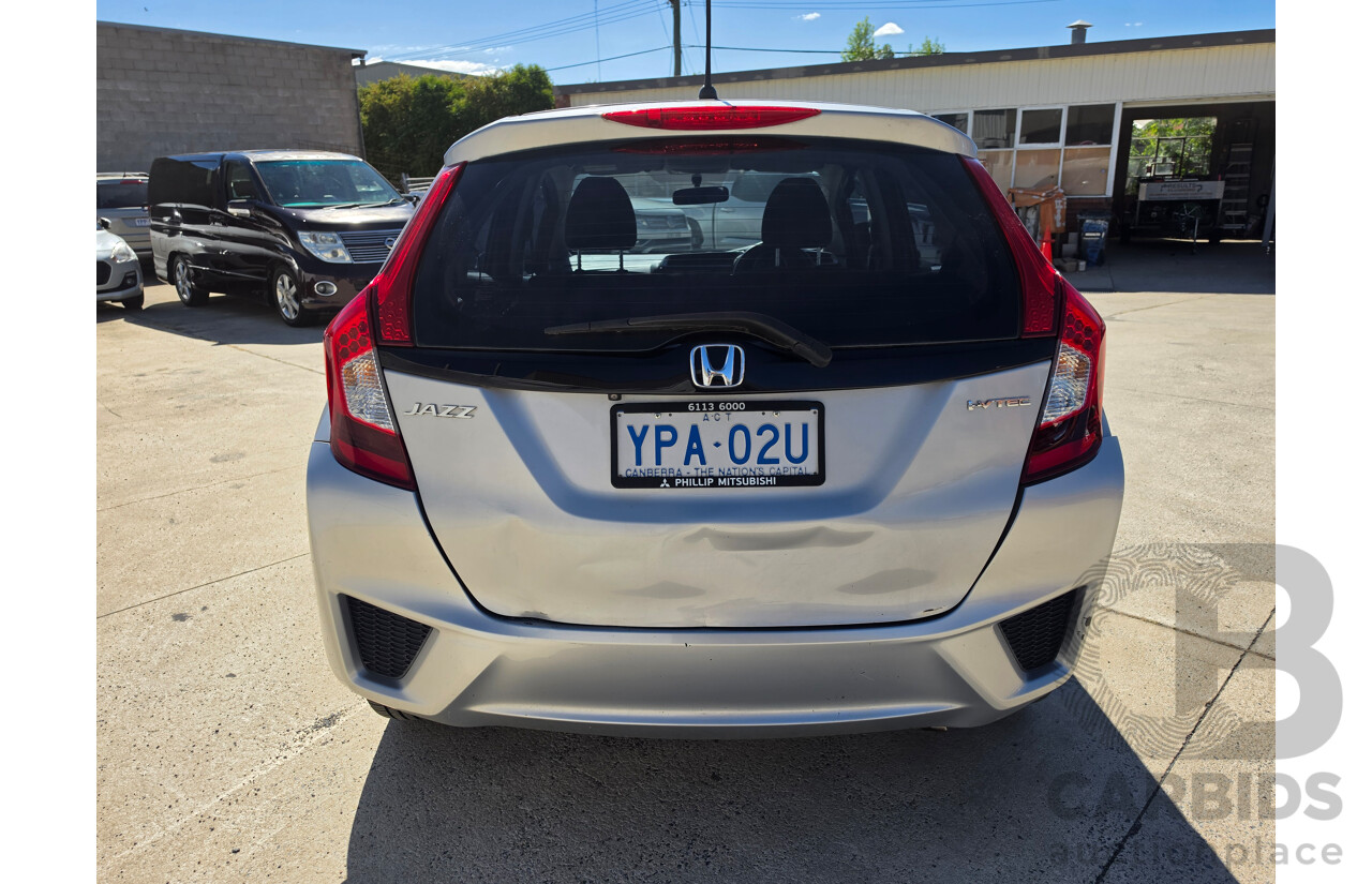 08/2016 Honda Jazz VTi GK MY16 5d Hatchback Silver 1.5L - Damaged WOVR N/A