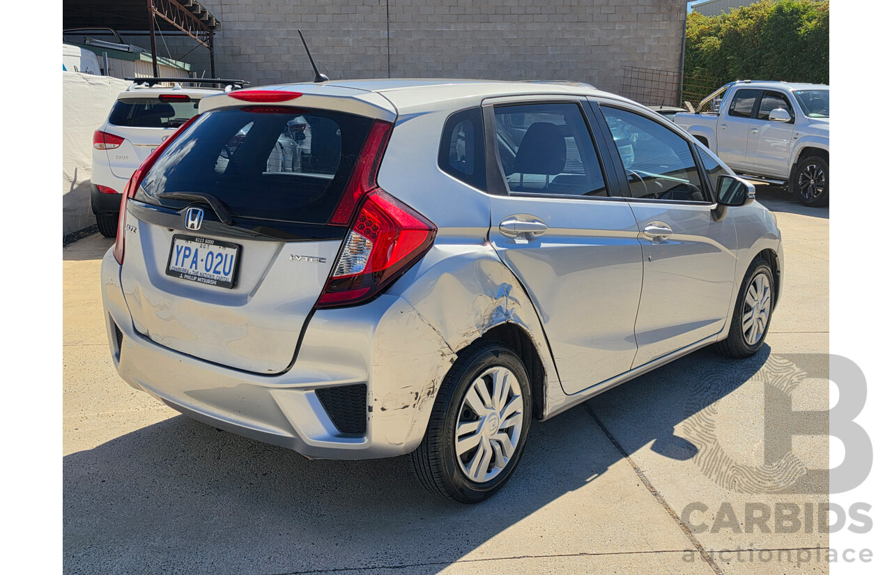 08/2016 Honda Jazz VTi GK MY16 5d Hatchback Silver 1.5L - Damaged WOVR N/A